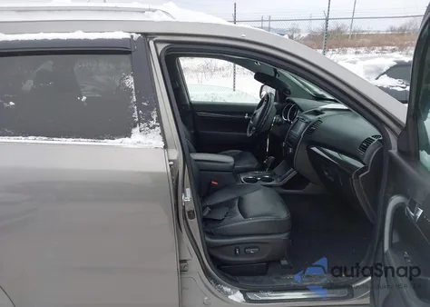 2013 Kia Sorento Sx V6 z USA, uszkodzony, nr VIN 5XYKWDA29DG311795